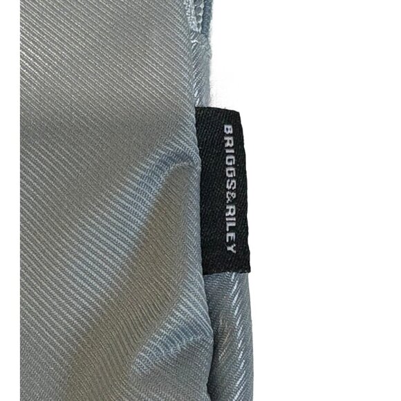 Briggs & Riley Snap On Luggage Toiletry Bag - Picture 4 of 8